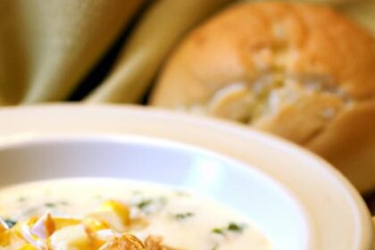 Comfort in a Bowl: Creamy Chicken and Corn Chowder Recipe