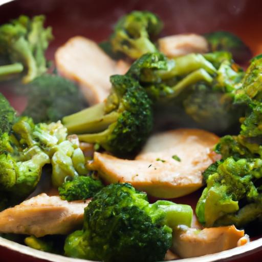 One-Skillet Ground Chicken & Broccoli: Quick Healthy Meal