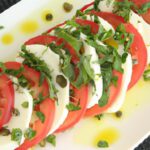 Refreshing Tomato & Mozzarella Salad: A Classic Delight Explained