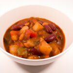 Hearty & Healthy: Low-Calorie Vegetarian Chili Recipe Unveiled