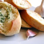 Creamy Greek Yogurt Garlic Bread: A Flavorful Twist